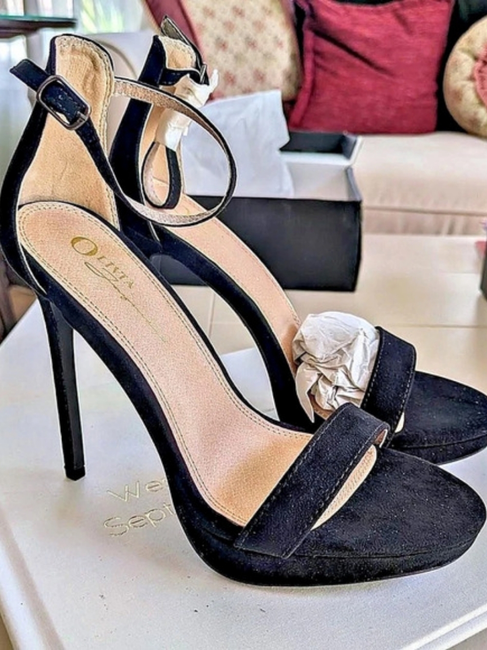 Olivia Miller Black Platform Heels US 8 Like New